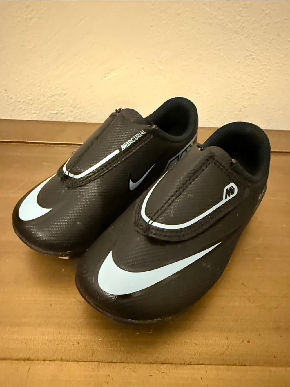 Nike Kids Vapor 16 Club PS Multi-Ground Soccer Cleats